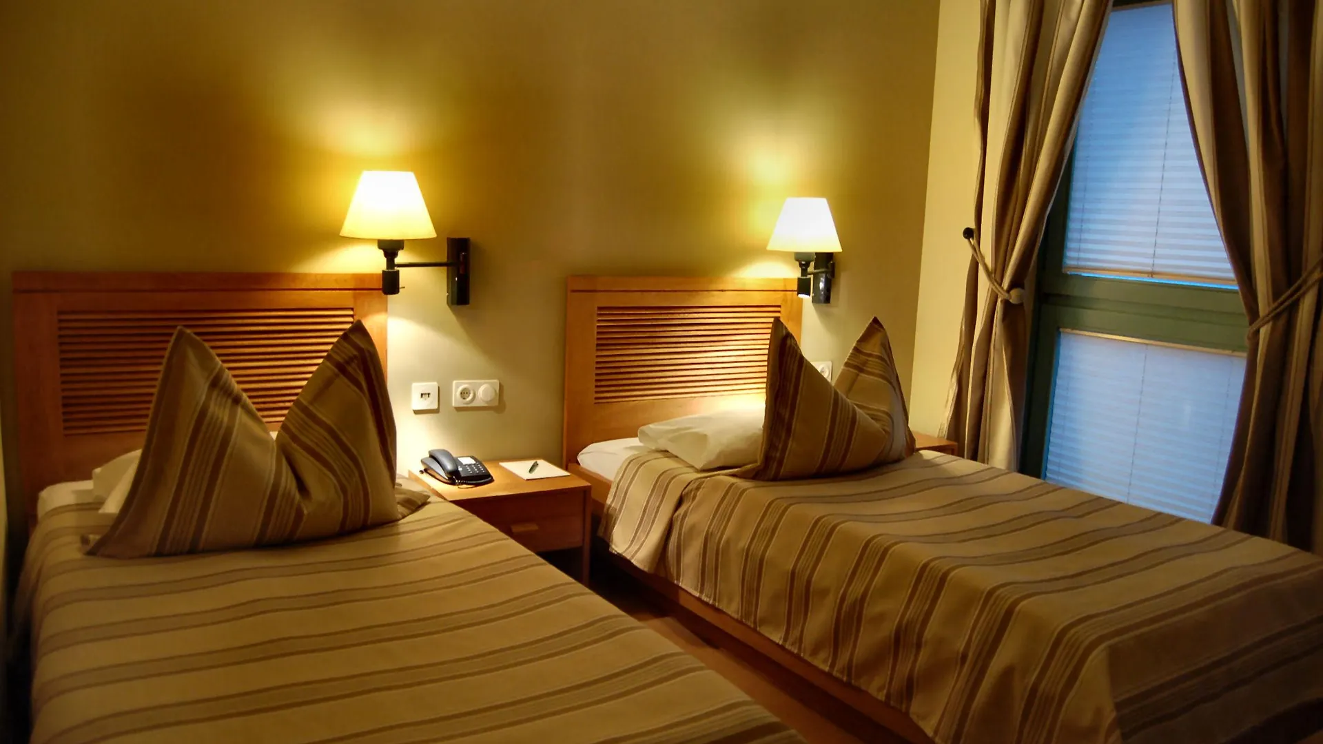 Albergo Hotel Schönefeld